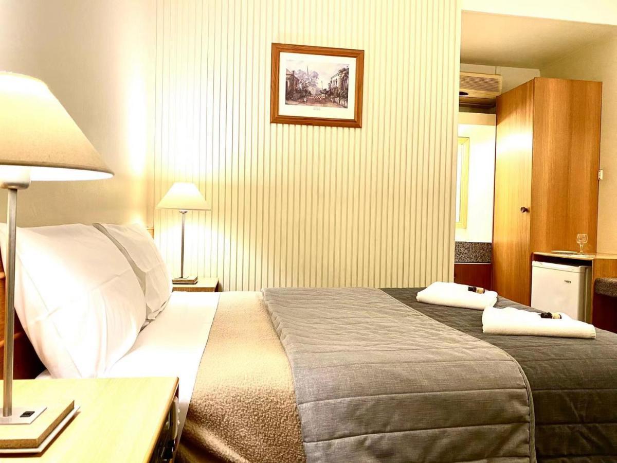 Gateway Motor Inn 나란데라 외부 사진