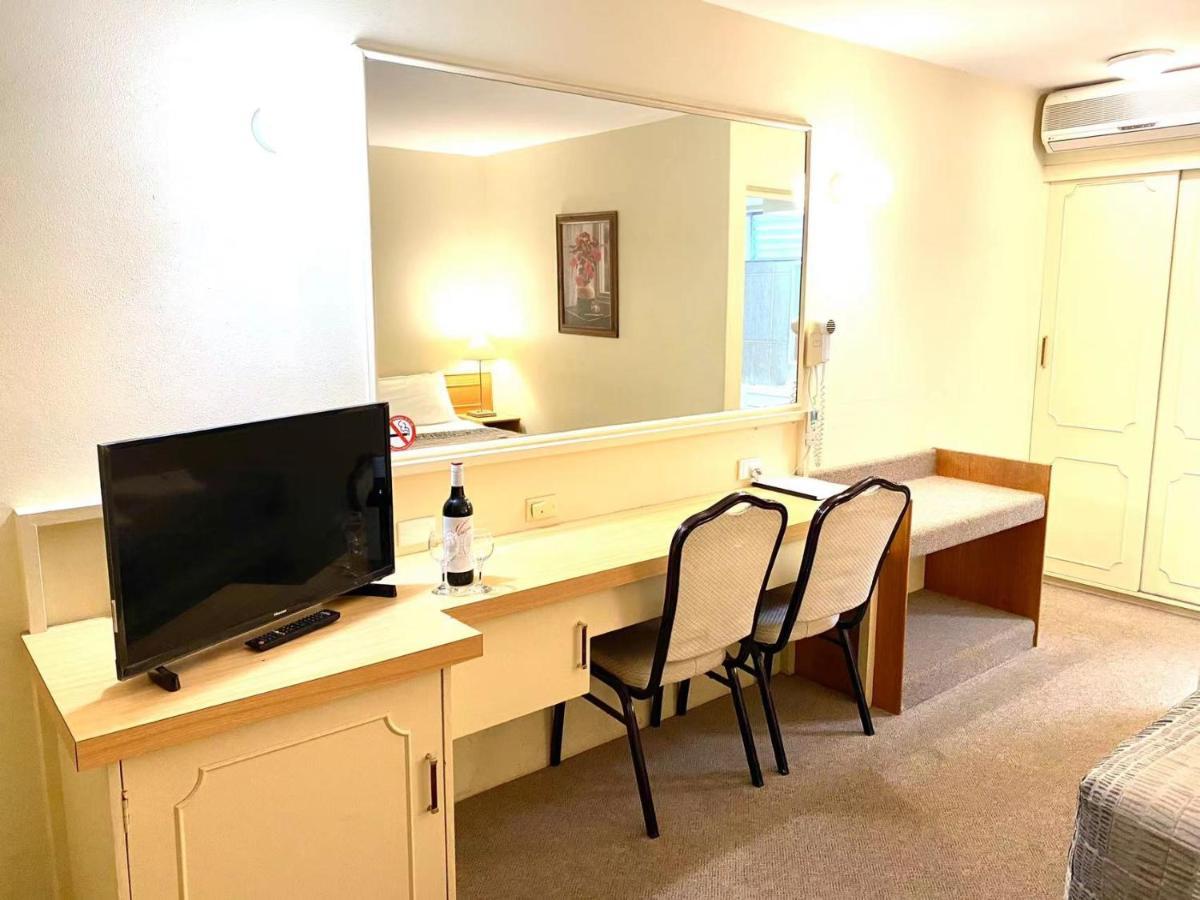 Gateway Motor Inn 나란데라 외부 사진